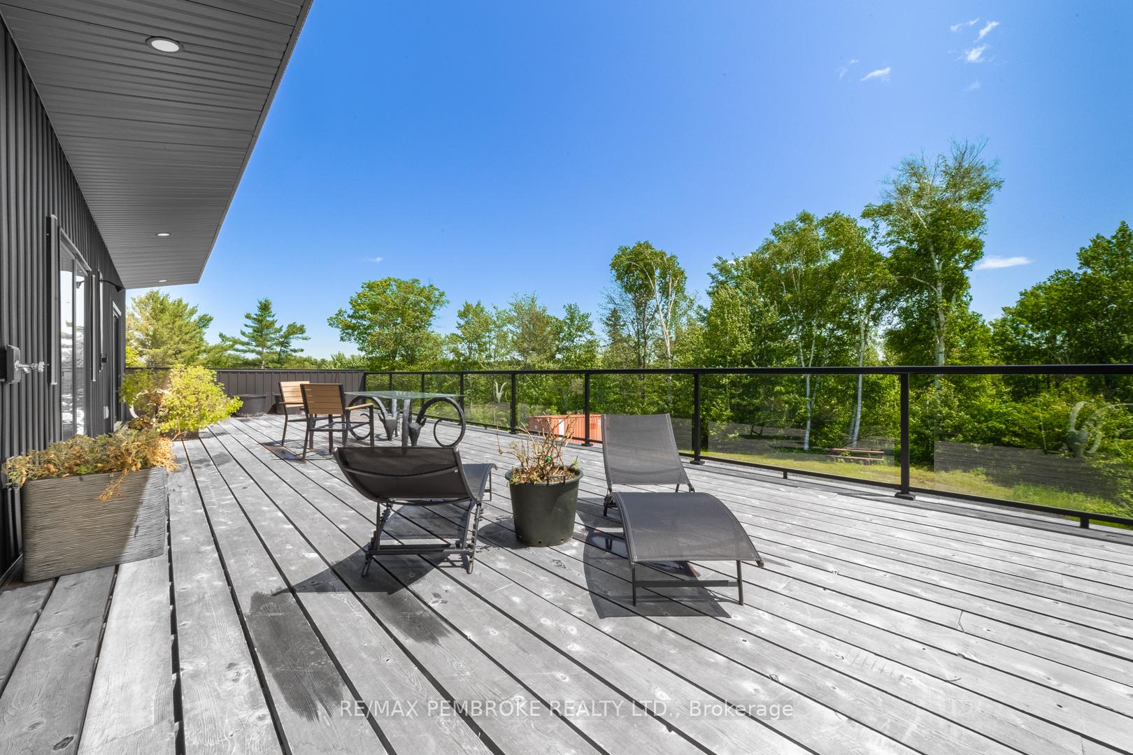 Photo 29 of 102 Rantz Road, Petawawa, Petawawa — HOMEH