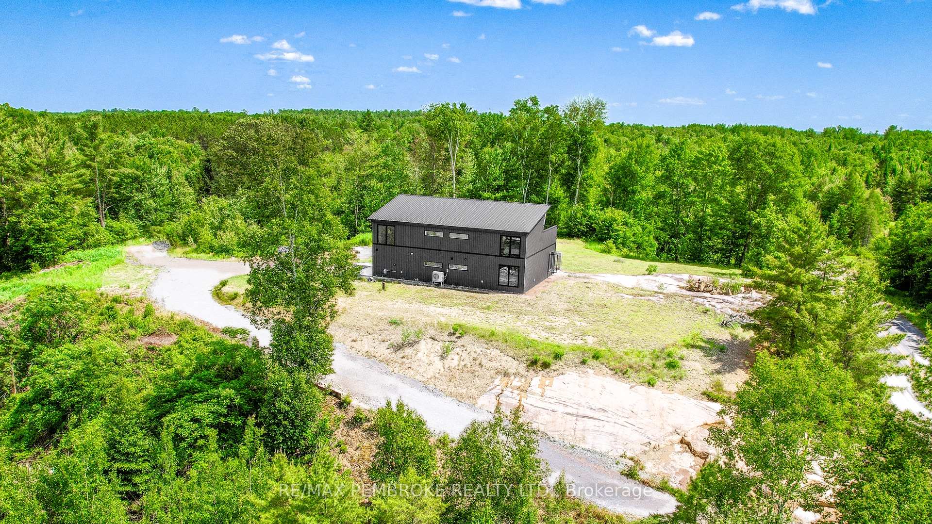 Photo 36 of 102 Rantz Road, Petawawa, Petawawa — HOMEH