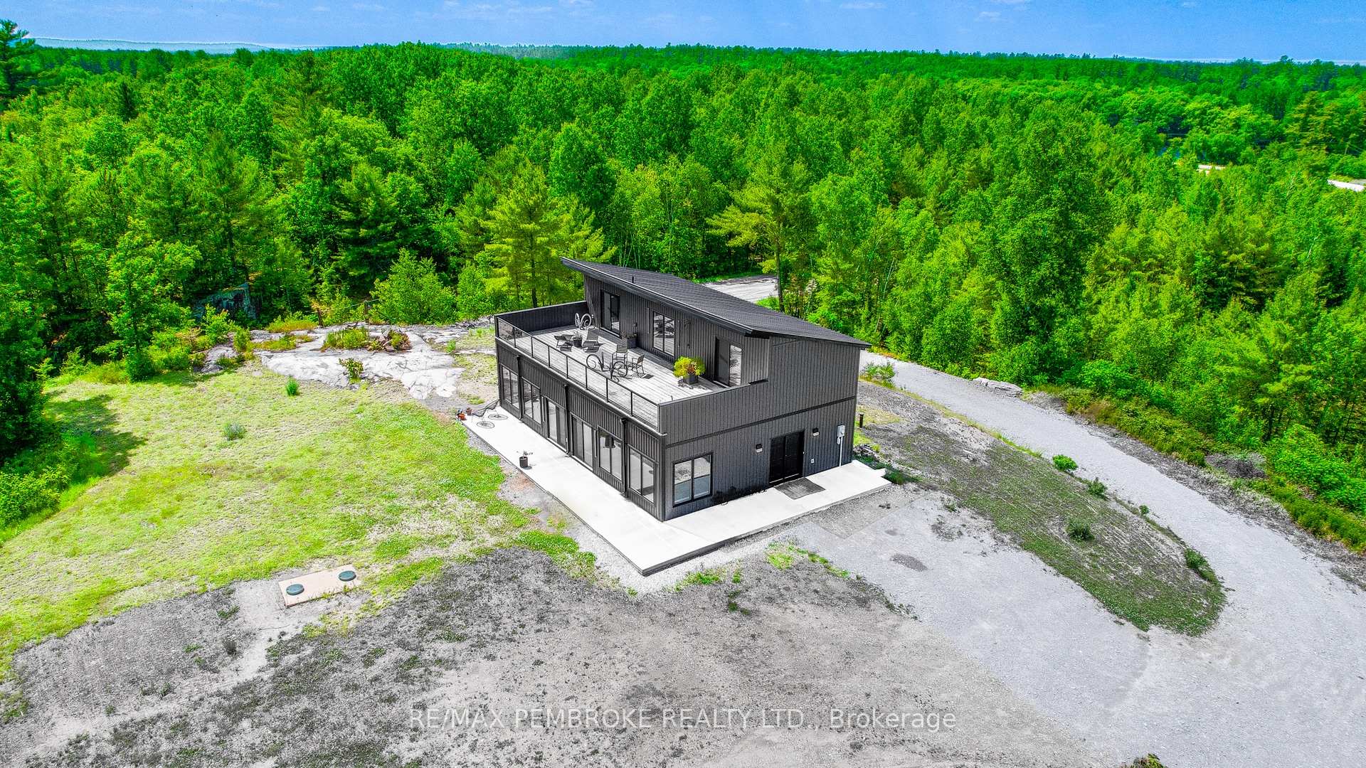 Photo 37 of 102 Rantz Road, Petawawa, Petawawa — HOMEH