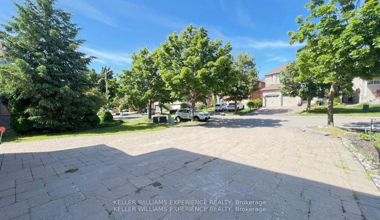 Photo 2 of Unit BSMT, 44 Alpine Crescent, Richmond Hill, Rouge Woods — HOMEH