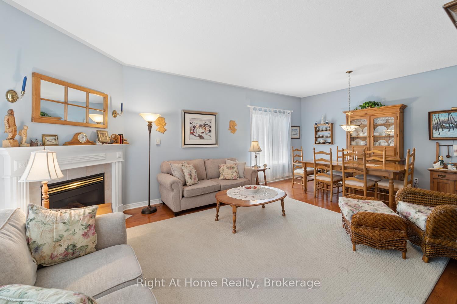 Photo 10 of 4 Candlelight Court, Scugog, Port Perry — HOMEH