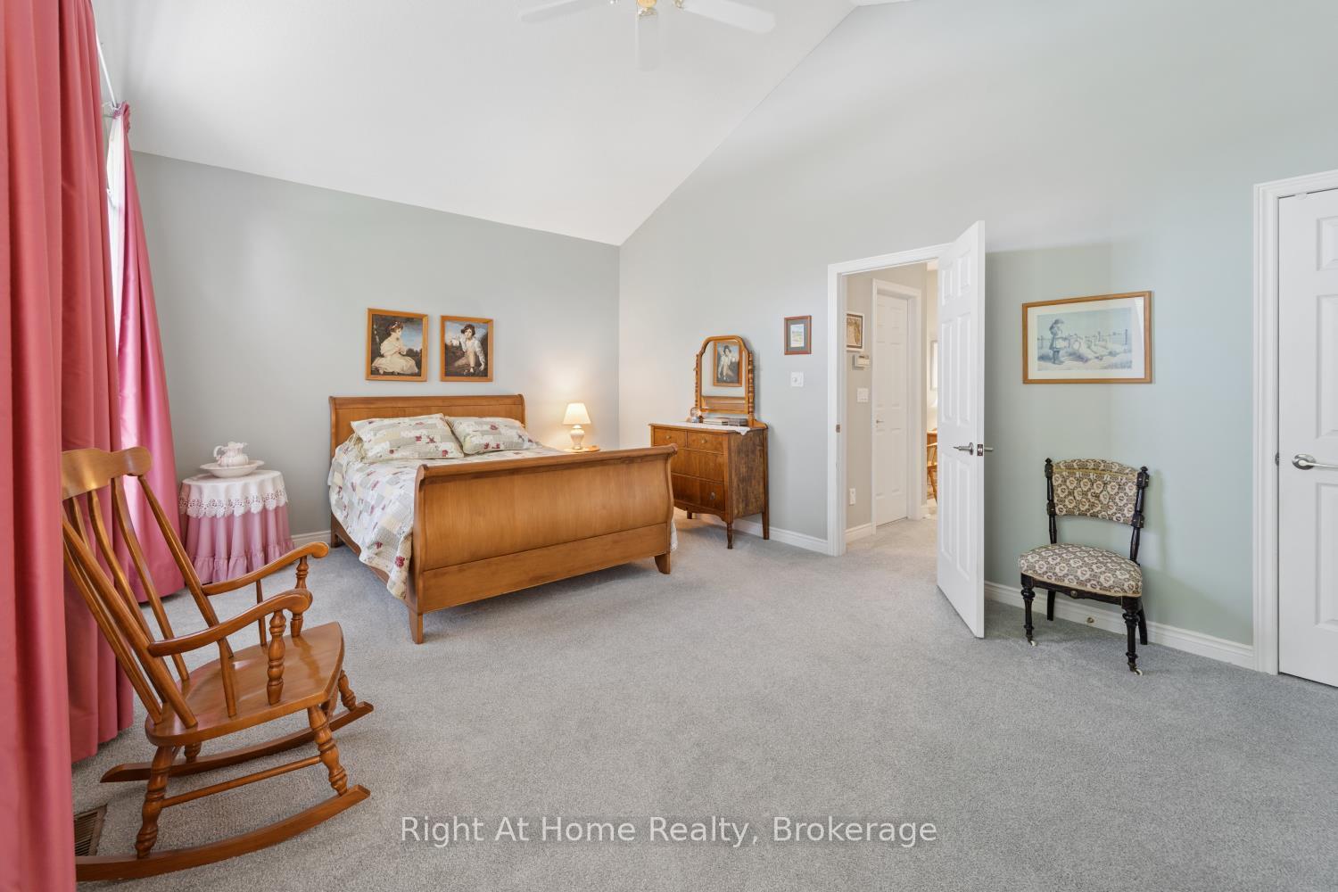 Photo 26 of 4 Candlelight Court, Scugog, Port Perry — HOMEH
