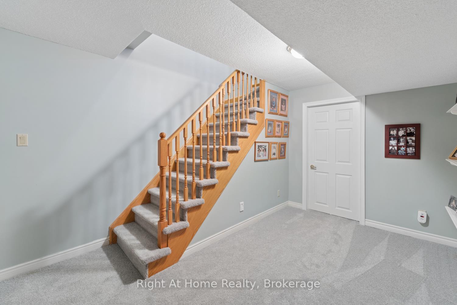 Photo 32 of 4 Candlelight Court, Scugog, Port Perry — HOMEH