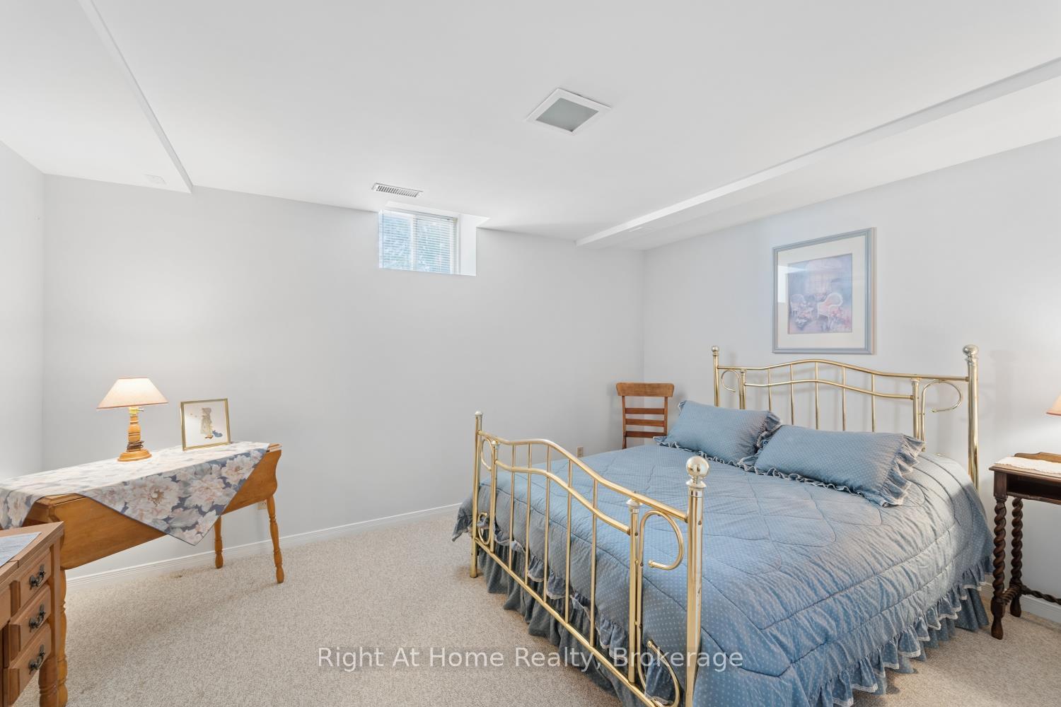 Photo 37 of 4 Candlelight Court, Scugog, Port Perry — HOMEH