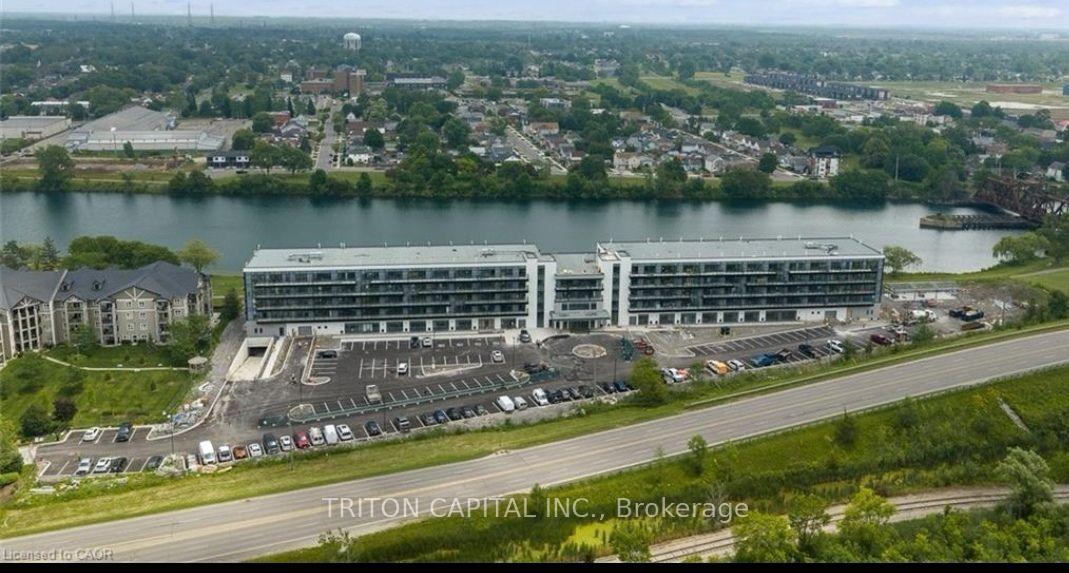 Photo 5 of Unit 112, 350 Prince Charles Drive S, Welland, Broadway — HOMEH