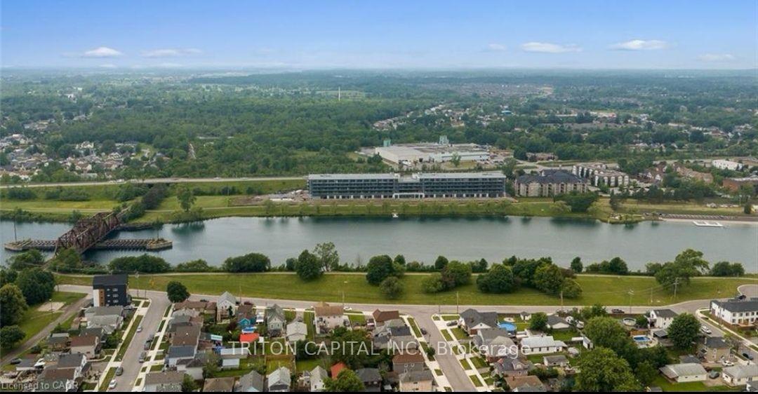 Photo 11 of Unit 112, 350 Prince Charles Drive S, Welland, Broadway — HOMEH