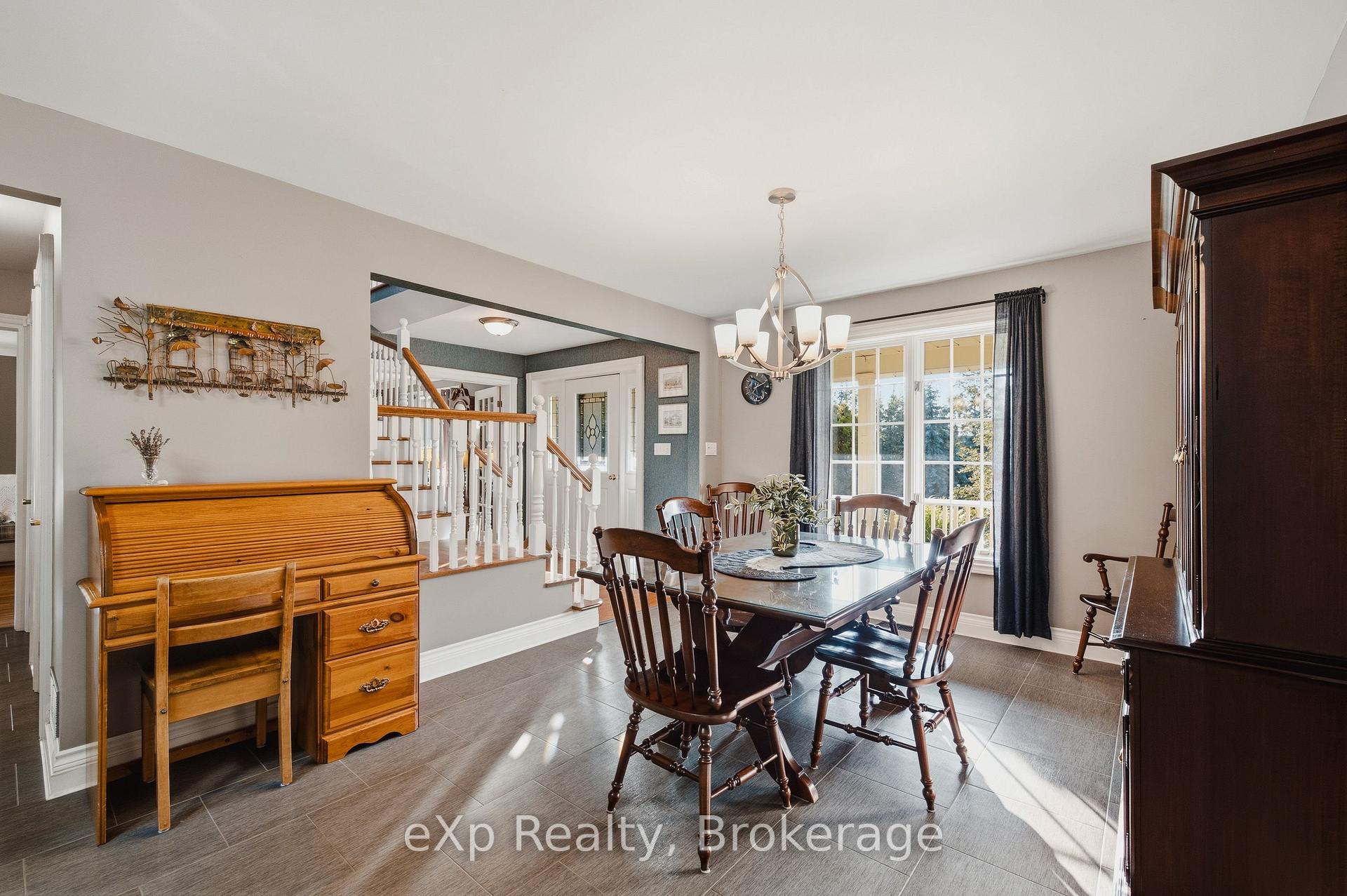Photo 14 of 243204 Southgate 24 Road, Southgate — HOMEH