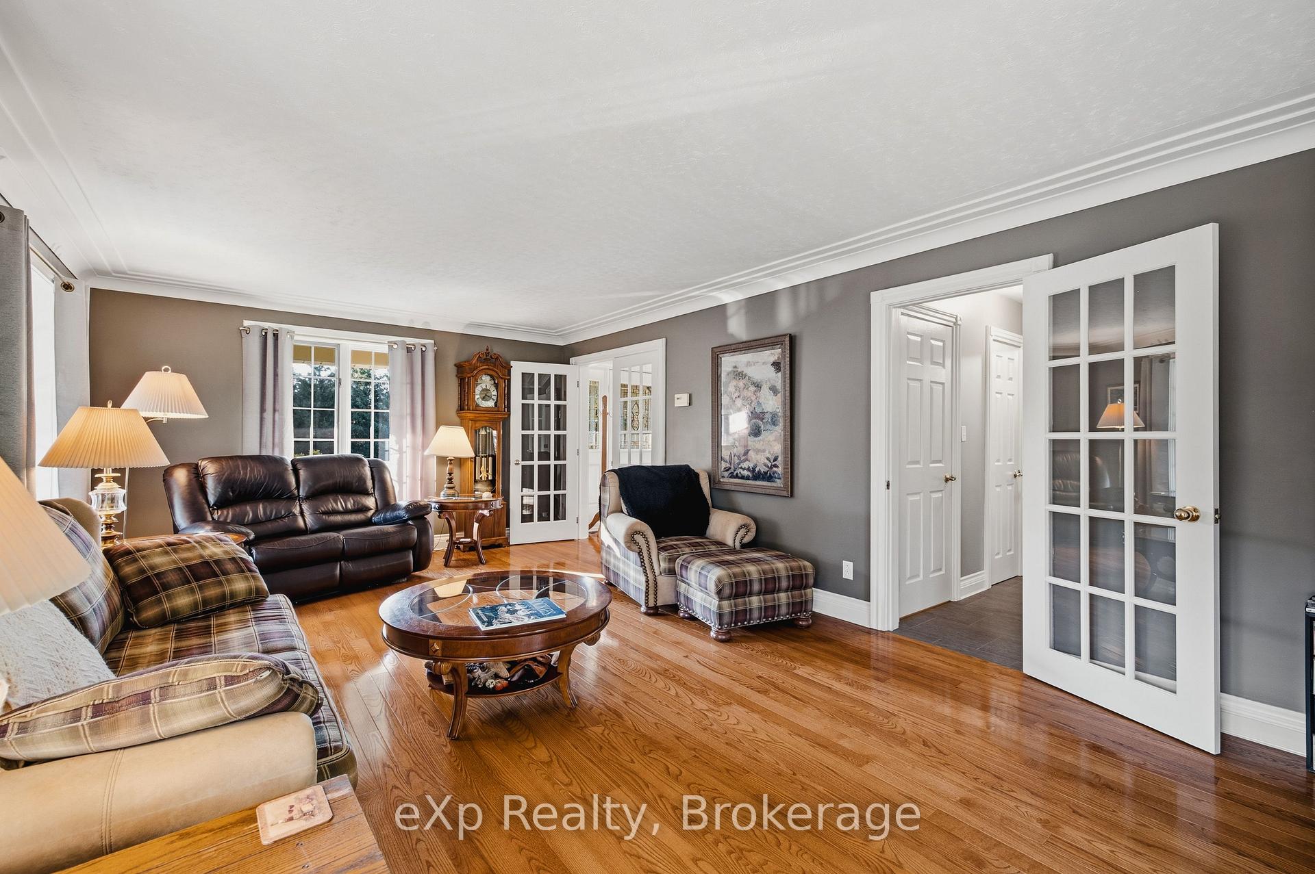 Photo 22 of 243204 Southgate 24 Road, Southgate — HOMEH