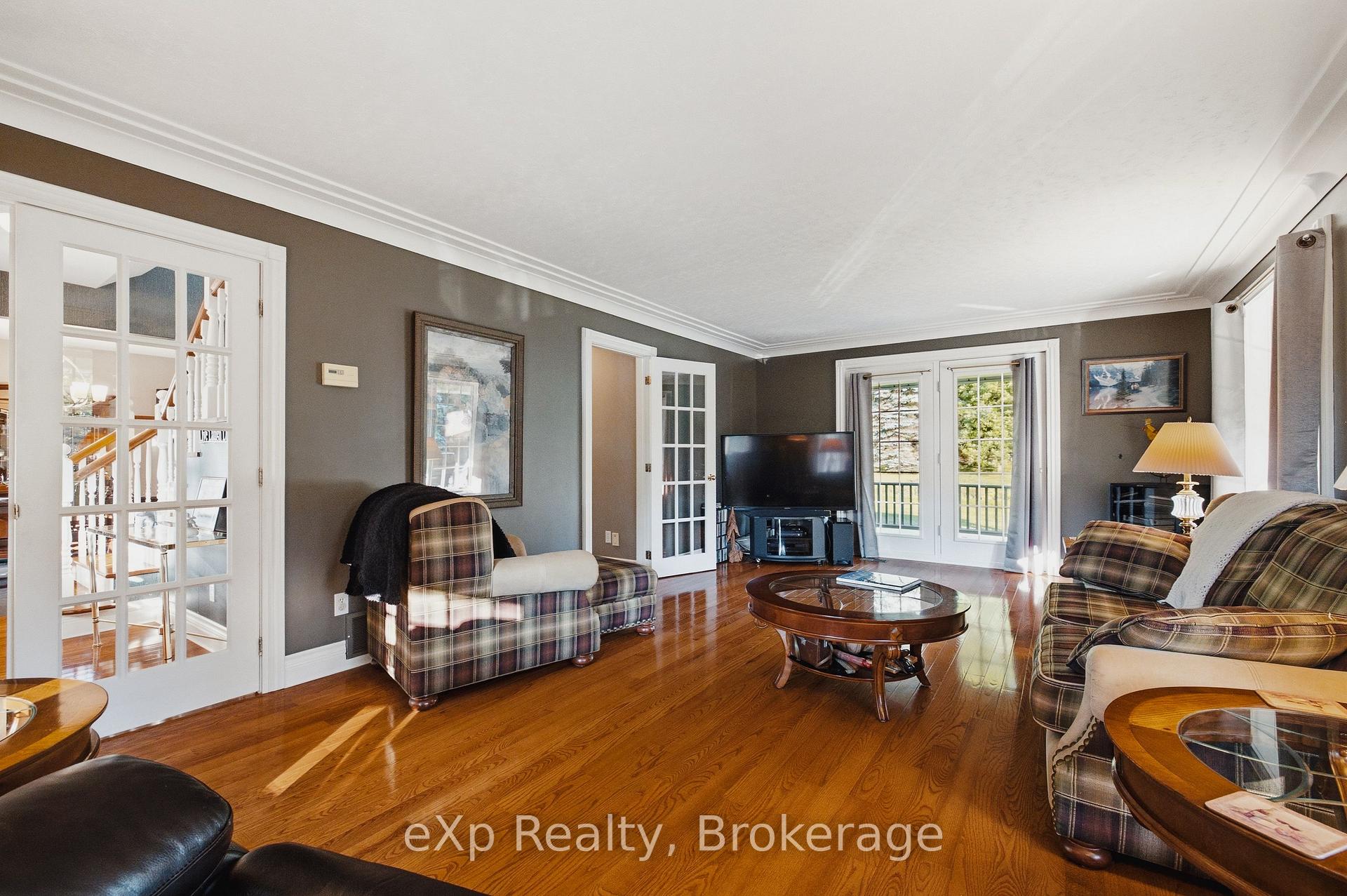 Photo 25 of 243204 Southgate 24 Road, Southgate — HOMEH