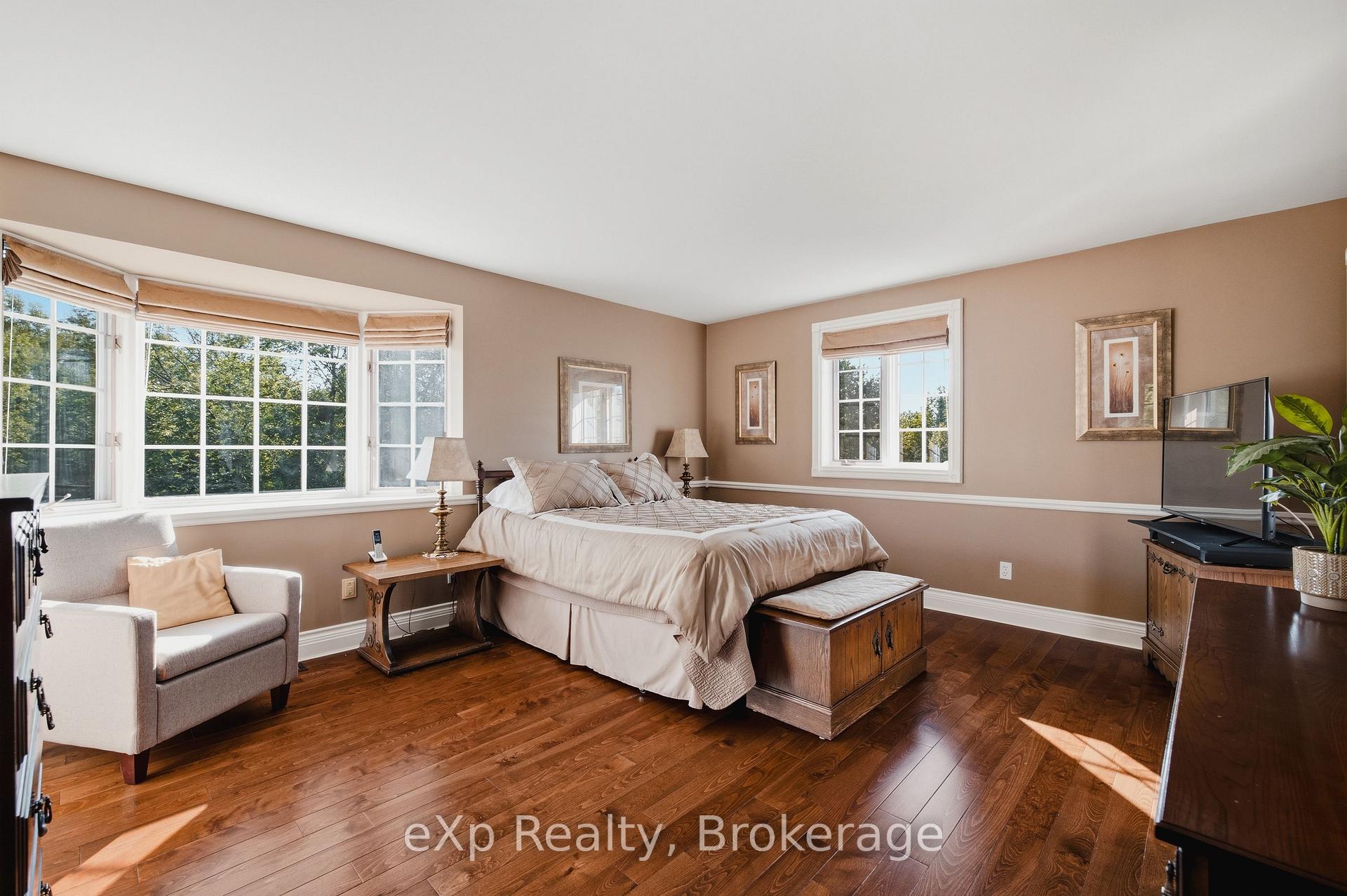 Photo 27 of 243204 Southgate 24 Road, Southgate — HOMEH