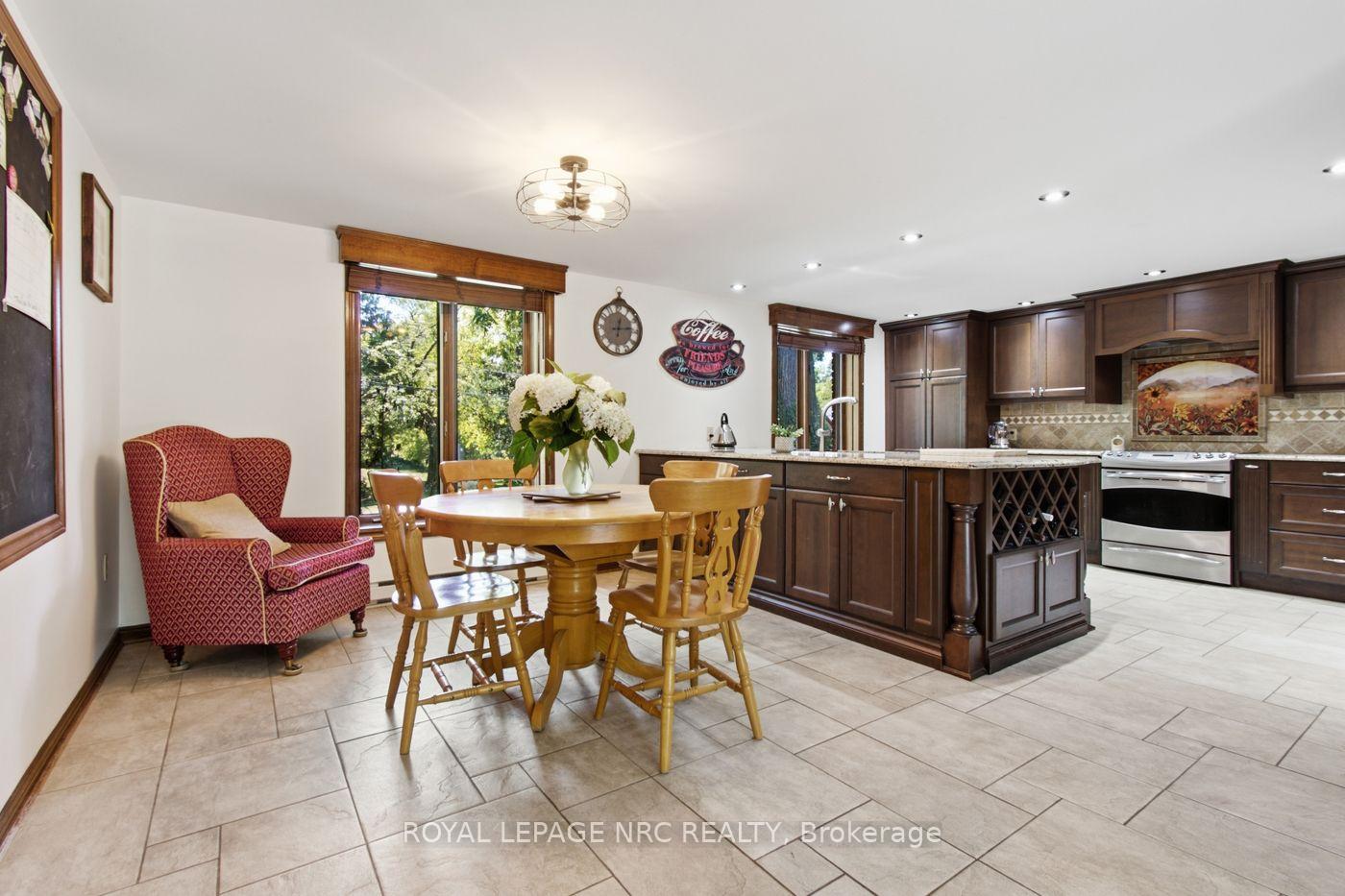 Photo 15 of 277 Pancake Lane, Pelham, Fonthill — HOMEH