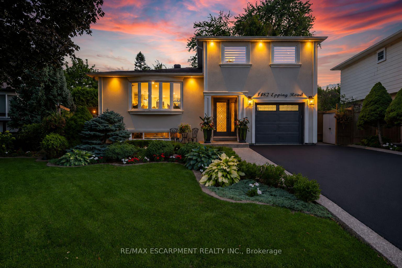 Photo 2 of 1482 Epping Road, Burlington, Palmer — HOMEH