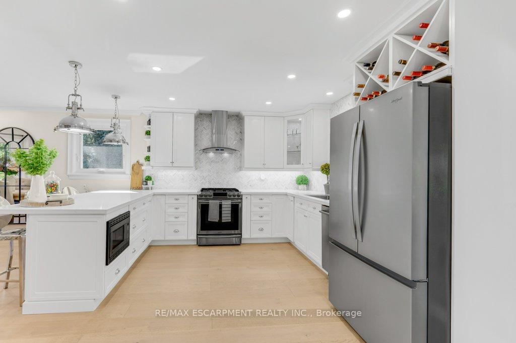 Photo 10 of 1482 Epping Road, Burlington, Palmer — HOMEH