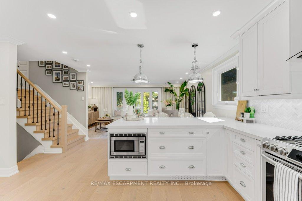Photo 13 of 1482 Epping Road, Burlington, Palmer — HOMEH