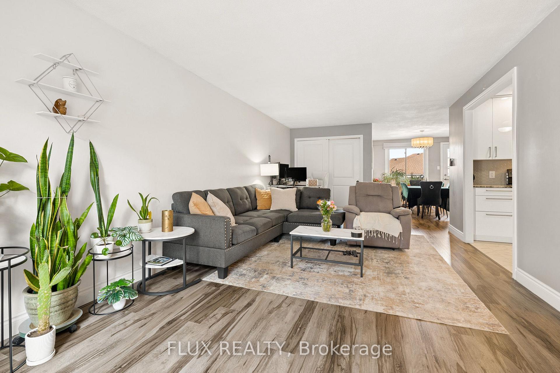 Photo 14 of Unit 20, 337 Kingswood Drive, Kitchener, Alpine — HOMEH