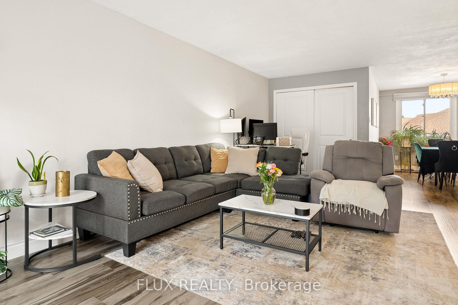 Photo 15 of Unit 20, 337 Kingswood Drive, Kitchener, Alpine — HOMEH