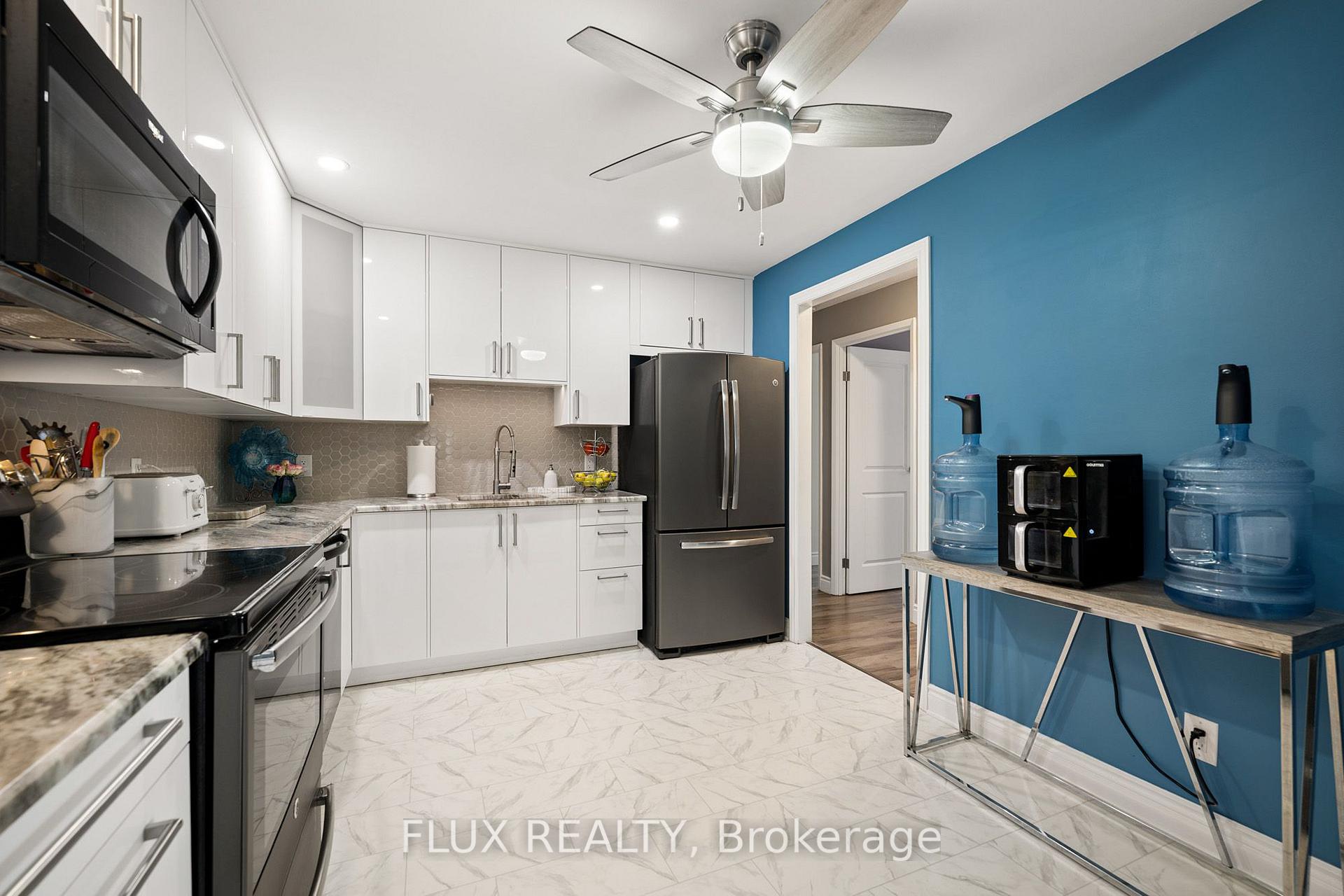 Photo 18 of Unit 20, 337 Kingswood Drive, Kitchener, Alpine — HOMEH