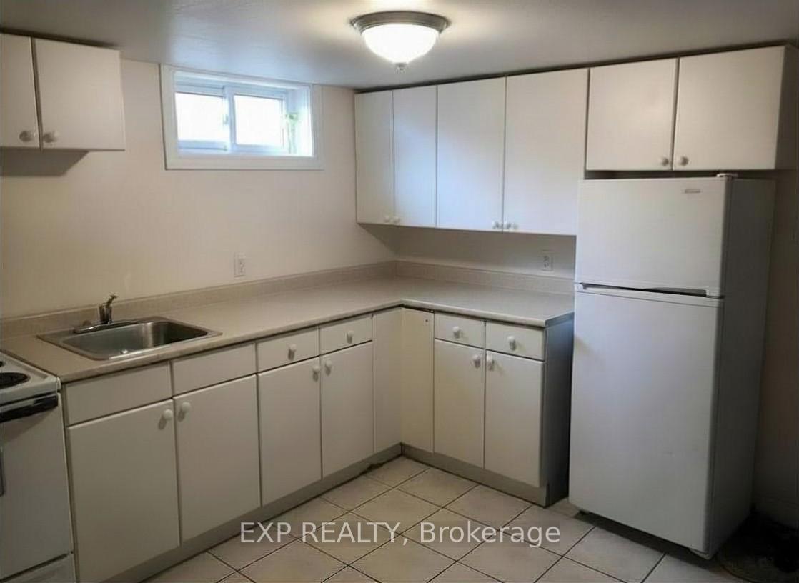 Photo 15 of 456 Cordach Crescent, Peterborough, Town Ward 3 — HOMEH