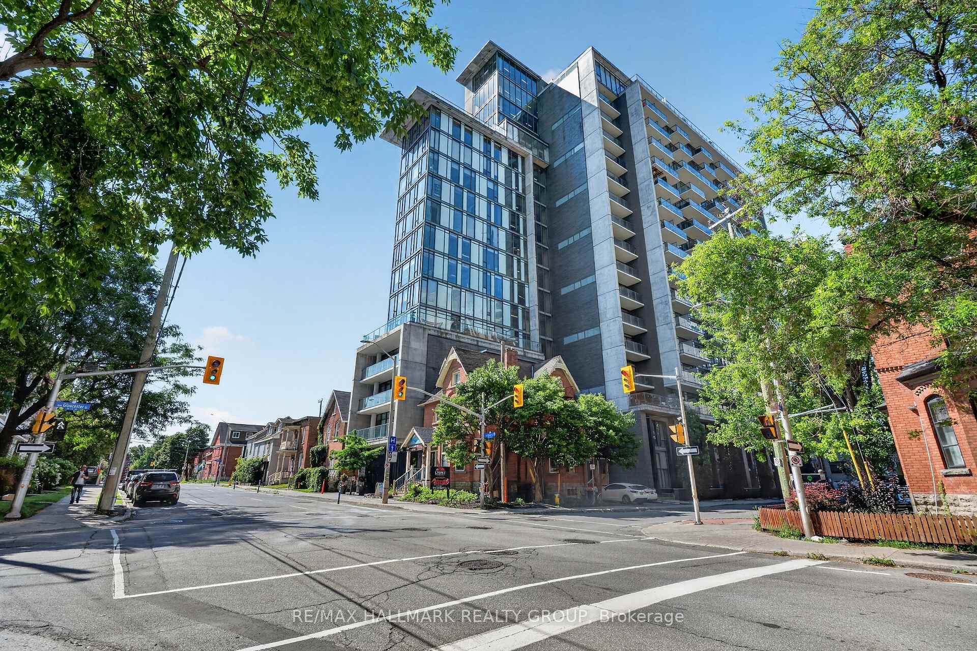 Front of Unit 1411, 224 Lyon Street N
