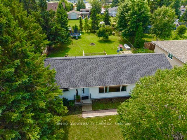 Photo 3 of 1305 Alexandra Street, Hearst — HOMEH