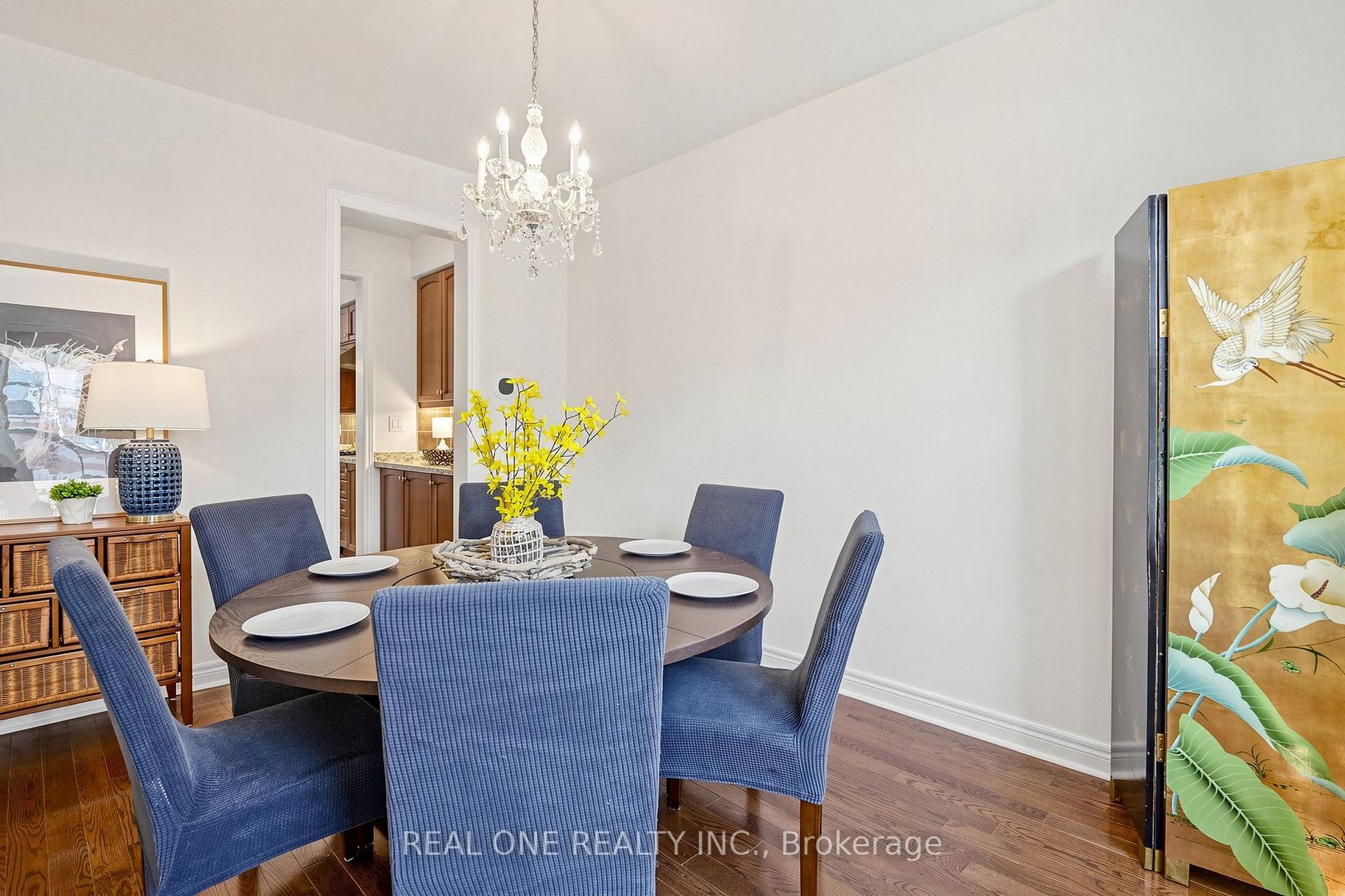 Photo 9 of 8 Lebarr Road, Markham, Cathedraltown — HOMEH