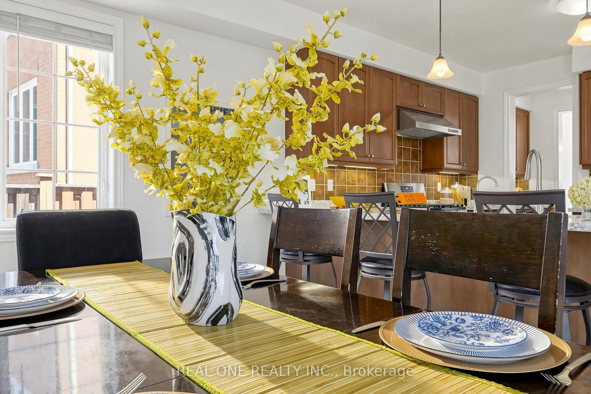 Photo 20 of 8 Lebarr Road, Markham, Cathedraltown — HOMEH