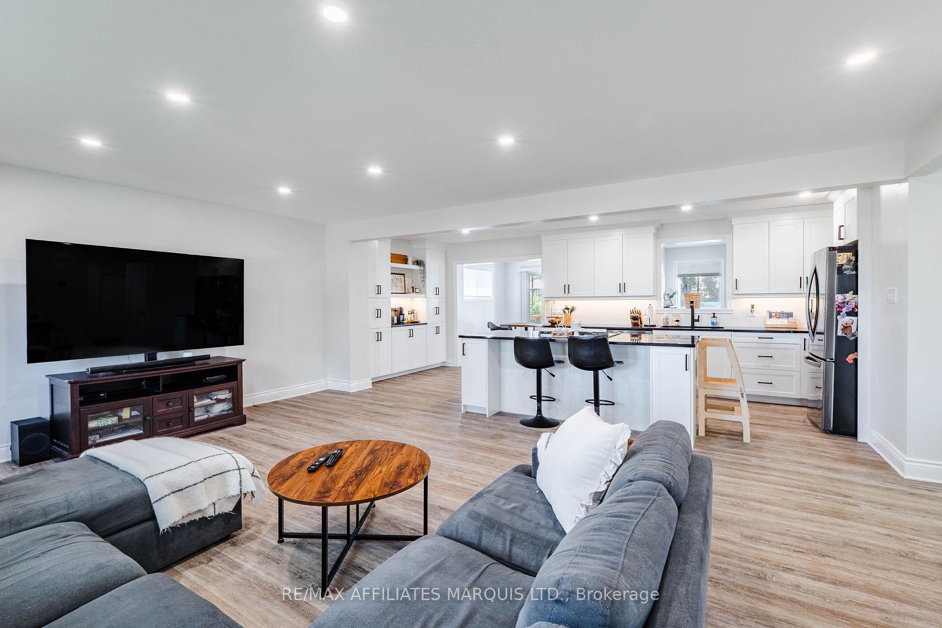 Photo 12 of 1605 Queen Street, Cornwall, Cornwall — HOMEH