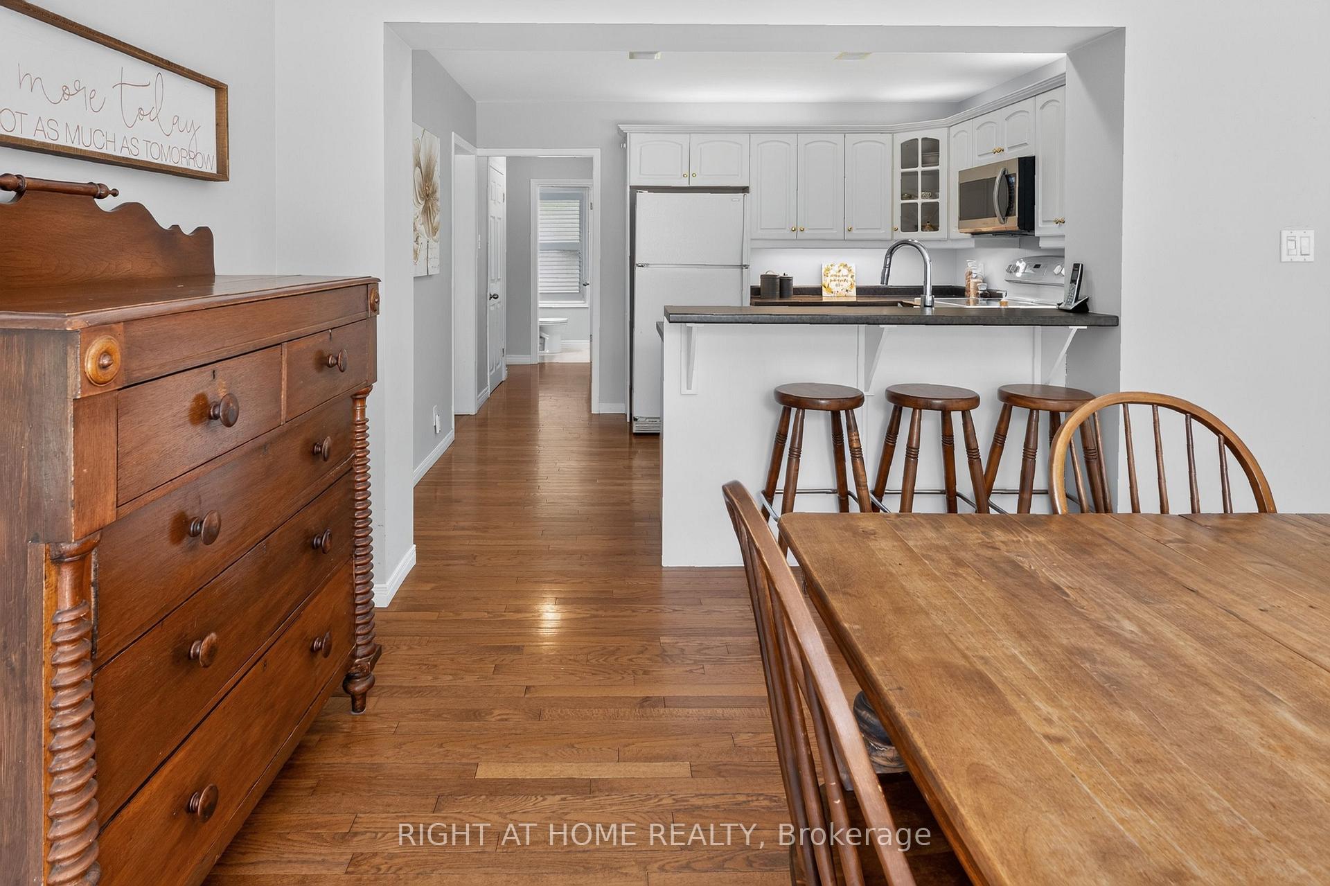 Photo 18 of 39 Park Avenue, St. Thomas — HOMEH