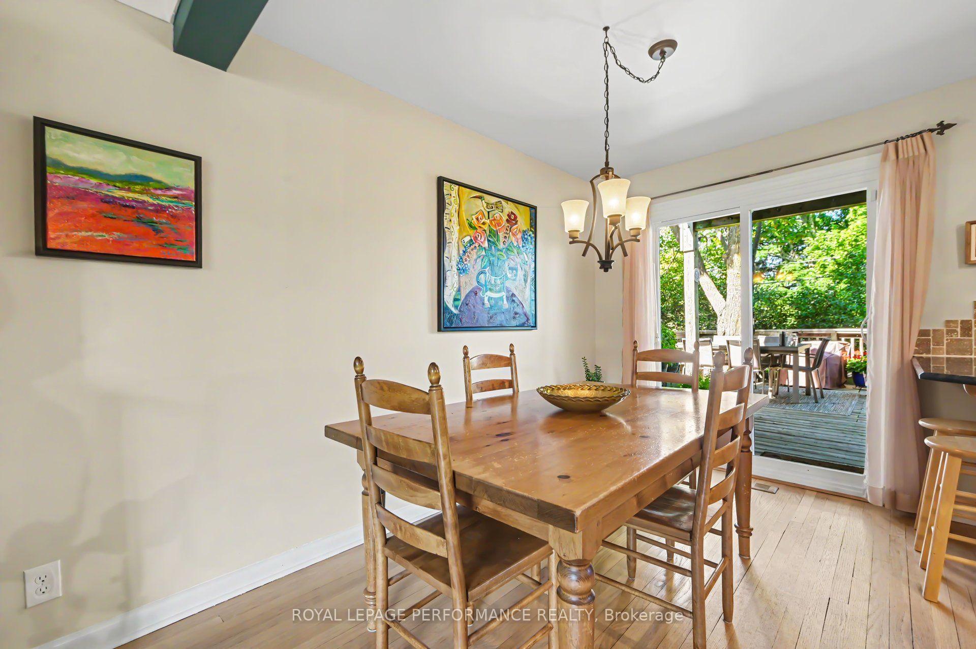 Photo 8 of 1208 Cline Crescent, Ottawa, Bel Air Heights — HOMEH