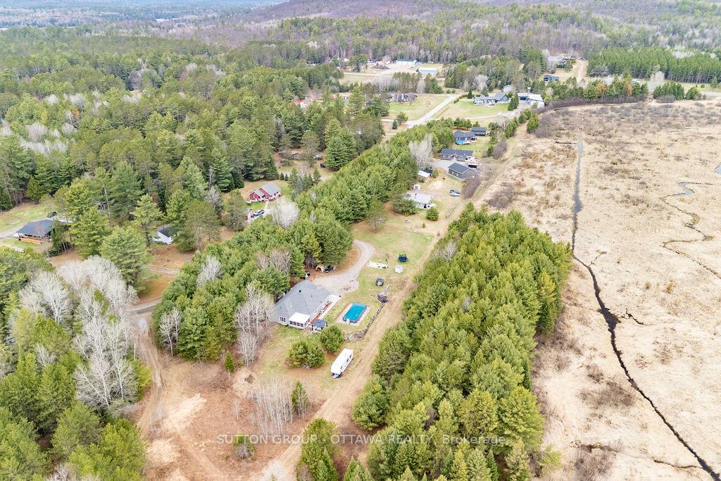 Photo 11 of 12 Eastern Avenue, Greater Madawaska, Greater Madawaska — HOMEH