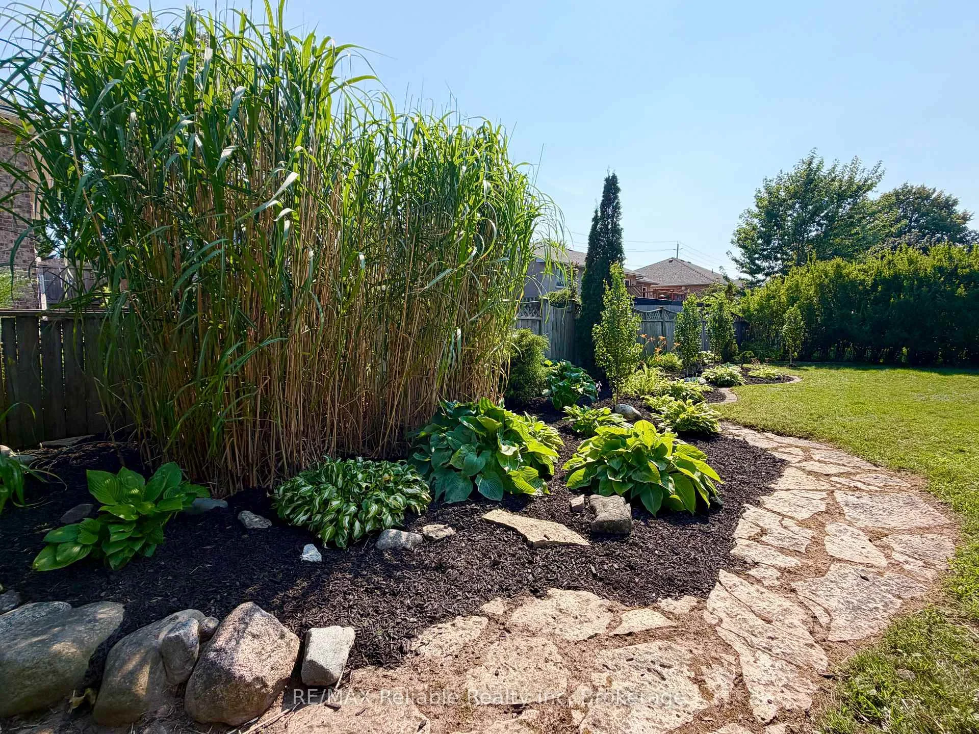 Photo 51 of 17 Suncoast Drive W, Goderich, Goderich (Town) — HOMEH