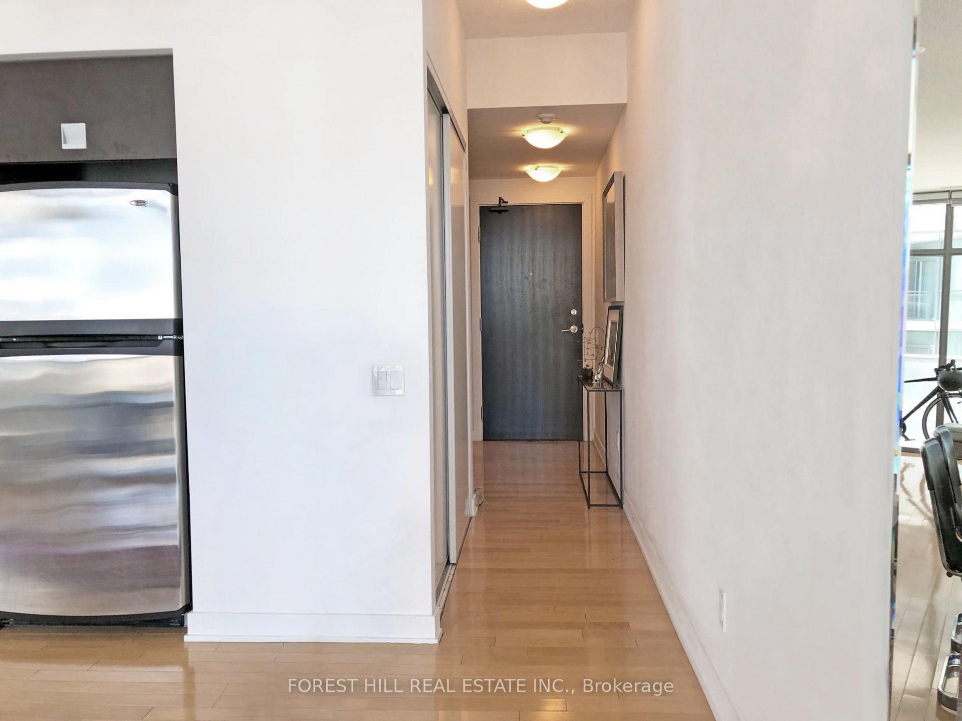 Photo 6 of Unit 2511, 33 Charles Street E, Toronto, Church-Yonge Corridor — HOMEH