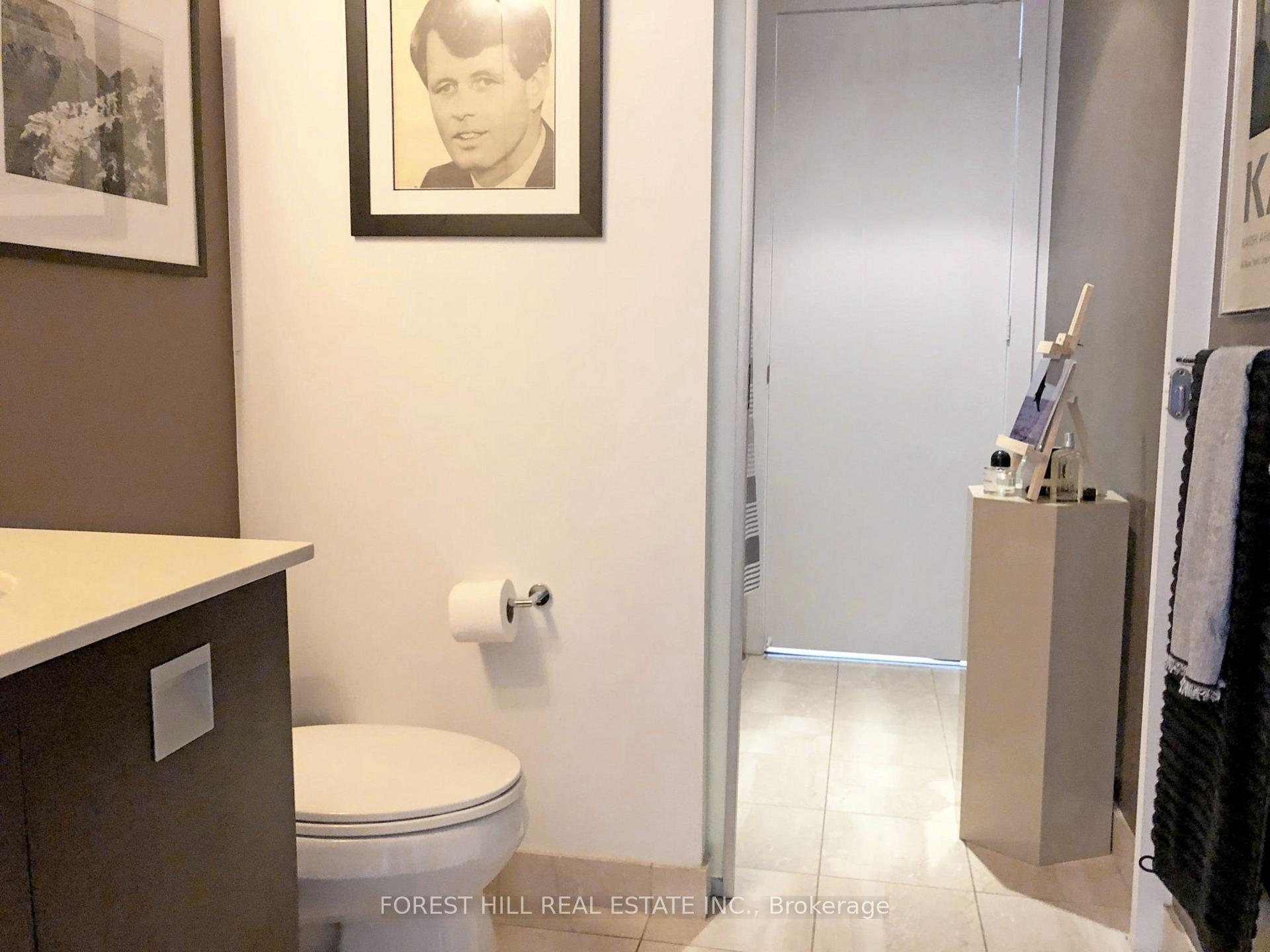 Photo 10 of Unit 2511, 33 Charles Street E, Toronto, Church-Yonge Corridor — HOMEH