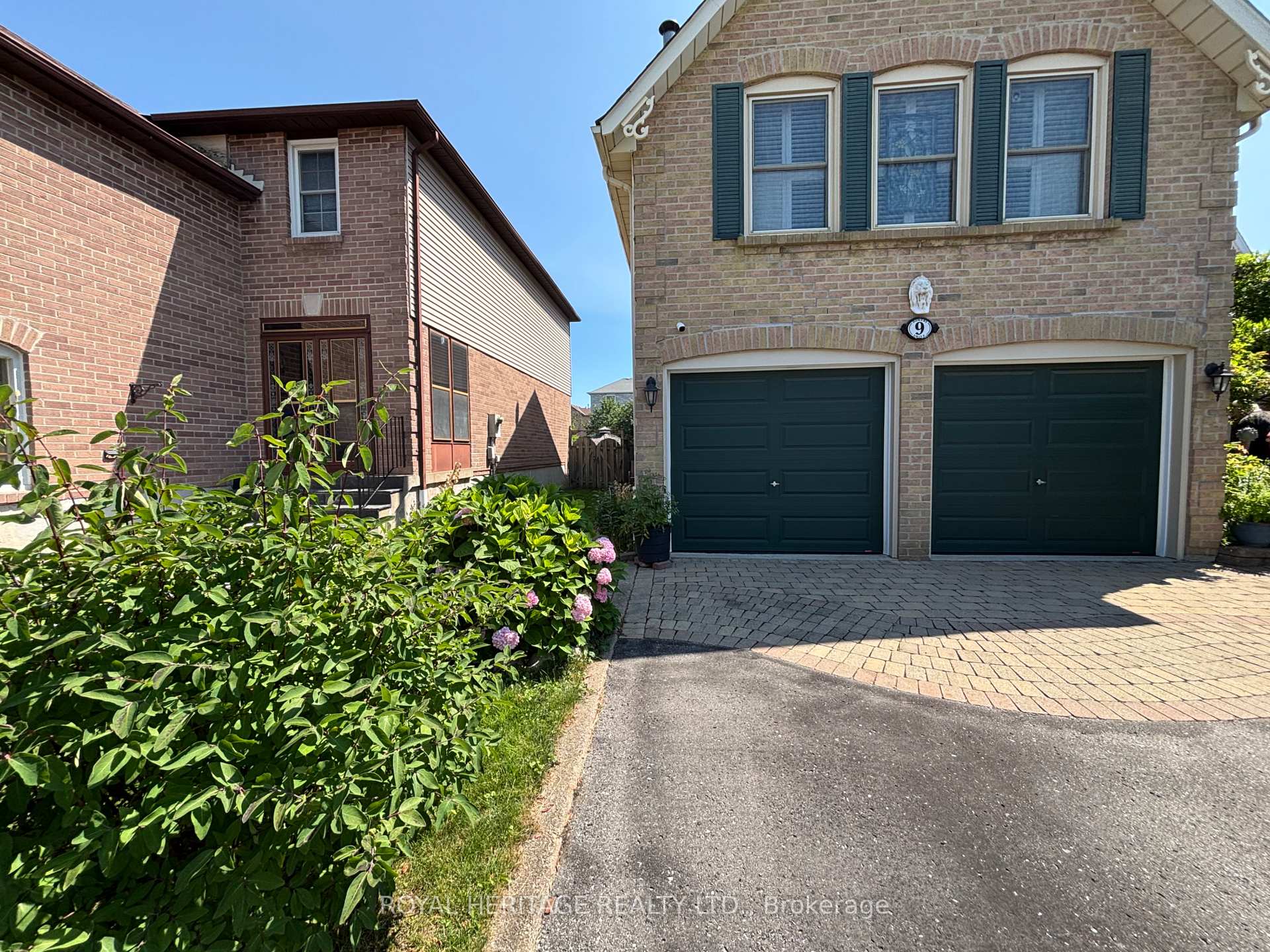 Photo 2 of 9 Dowers Drive, Ajax, Central — HOMEH