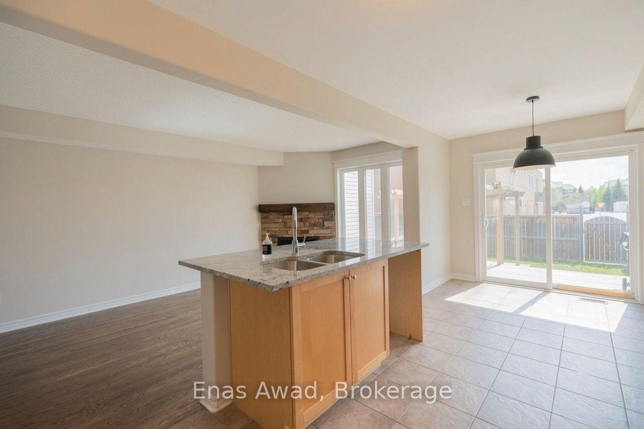 Photo 7 of Unit 1, 122 Talltree Crescent, Ottawa, Stittsville (Central) — HOMEH