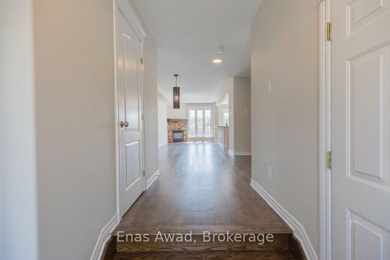 Photo 10 of Unit 1, 122 Talltree Crescent, Ottawa, Stittsville (Central) — HOMEH