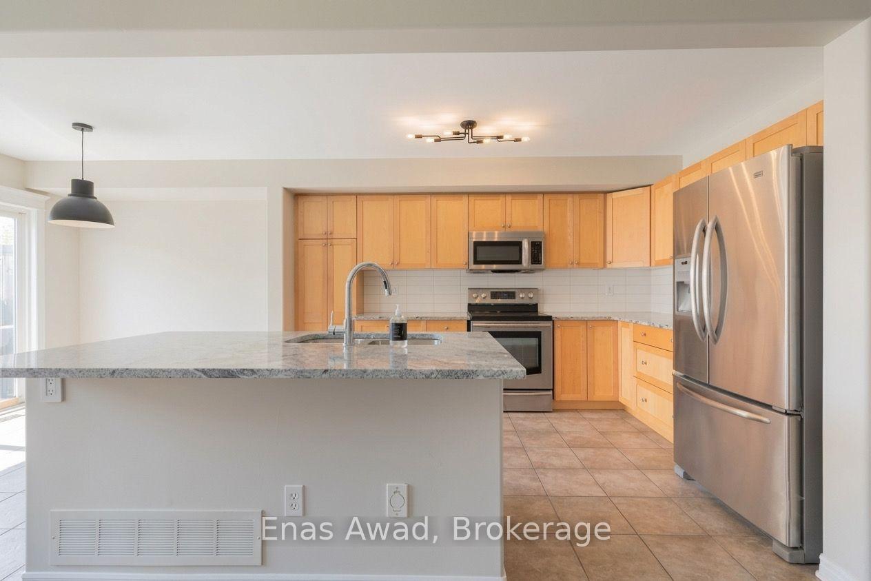 Photo 11 of Unit 1, 122 Talltree Crescent, Ottawa, Stittsville (Central) — HOMEH