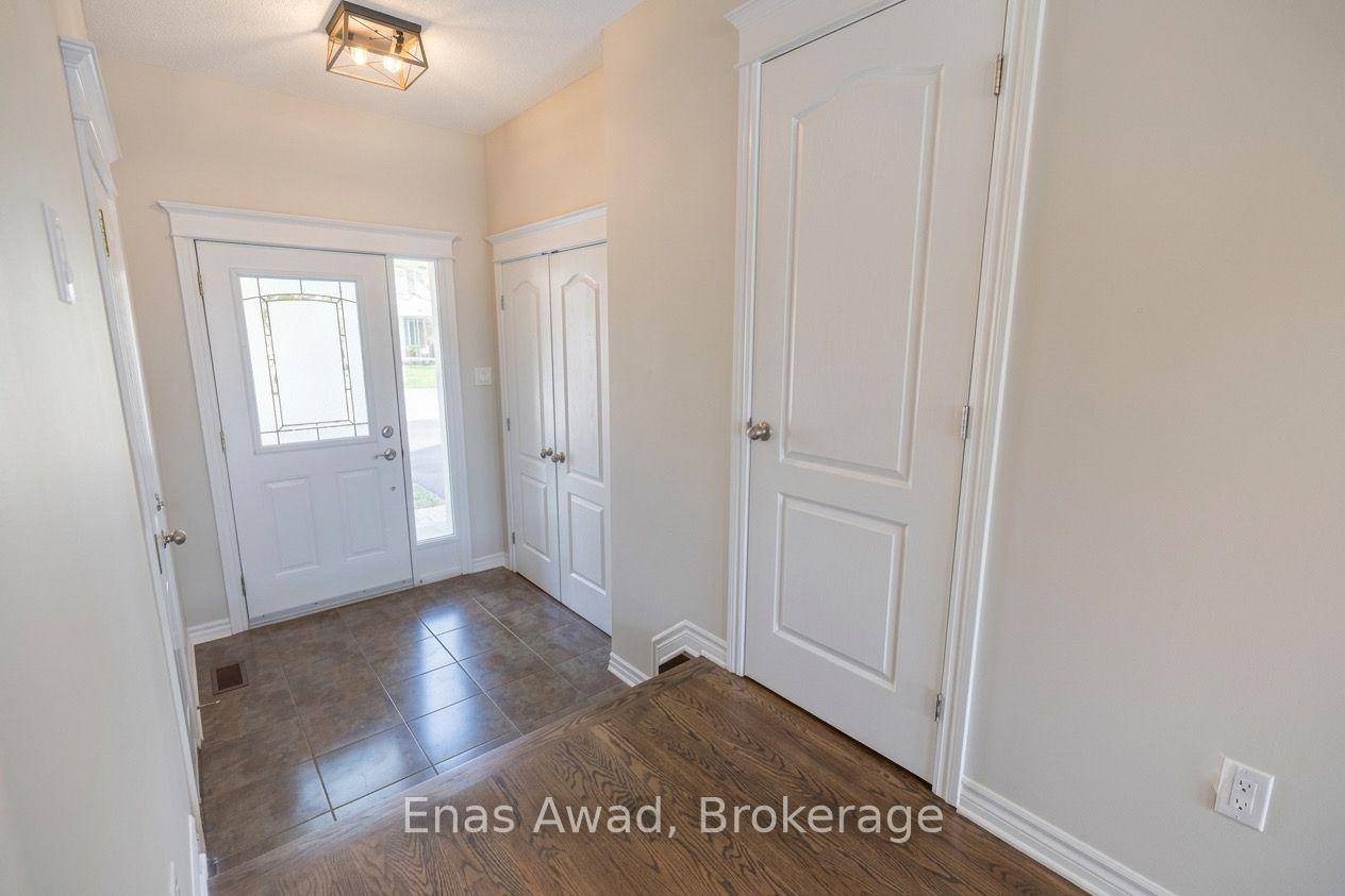 Photo 14 of Unit 1, 122 Talltree Crescent, Ottawa, Stittsville (Central) — HOMEH