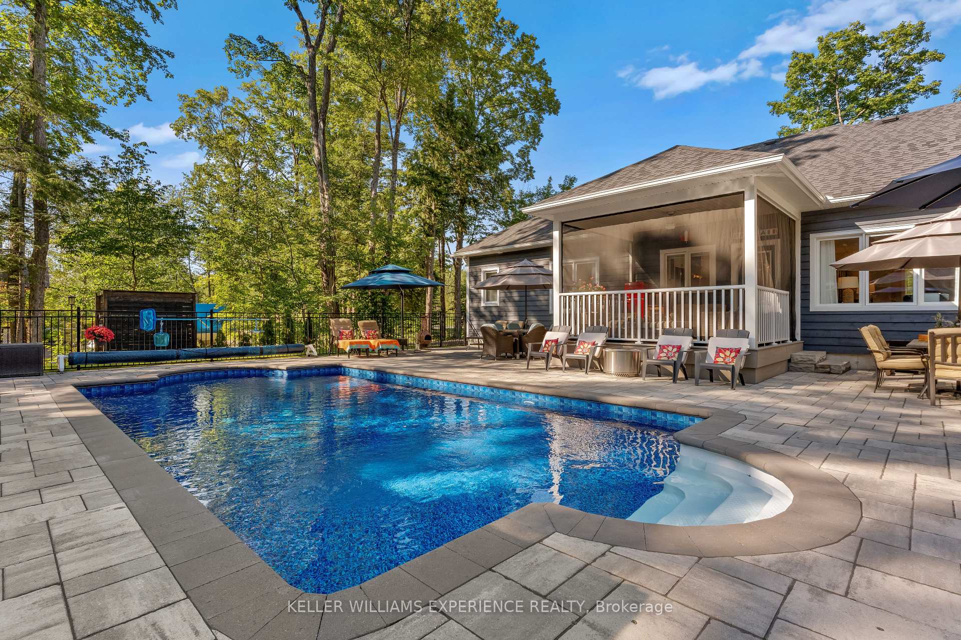 Photo 36 of 1104 Xavier Street, Gravenhurst, Wood (Gravenhurst) — HOMEH