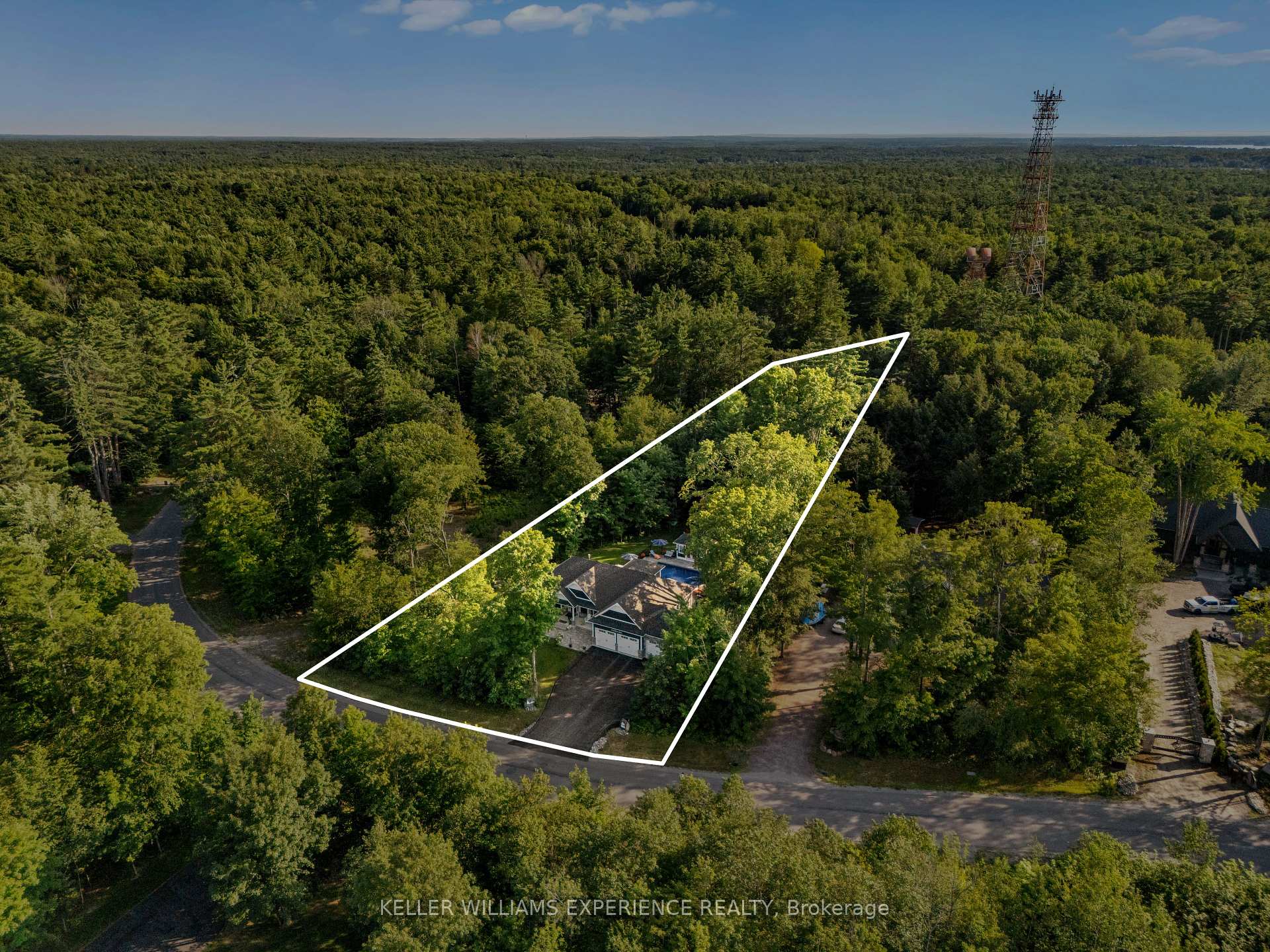 Photo 42 of 1104 Xavier Street, Gravenhurst, Wood (Gravenhurst) — HOMEH