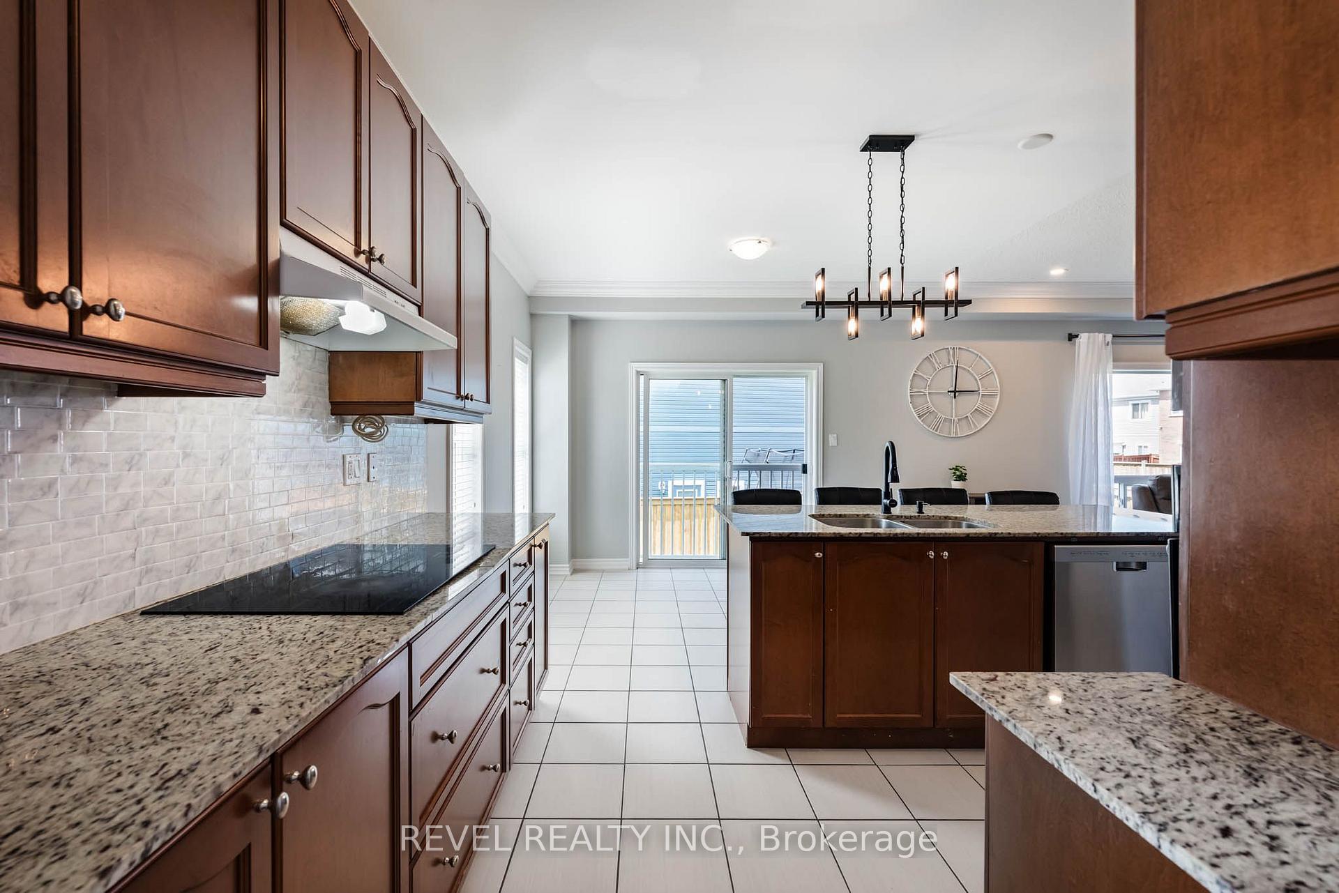 Photo 20 of 401 Tansley Street, Shelburne — HOMEH