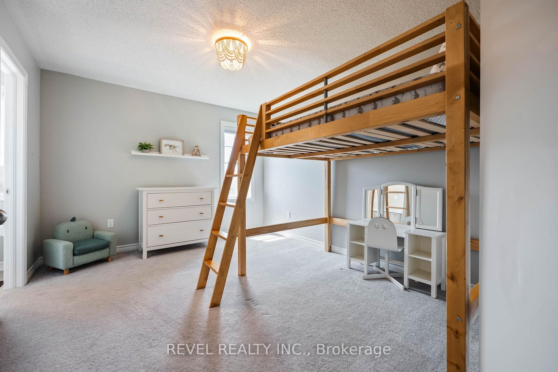 Photo 34 of 401 Tansley Street, Shelburne — HOMEH