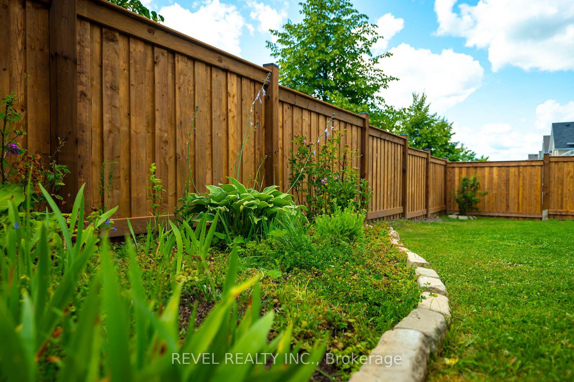Photo 45 of 401 Tansley Street, Shelburne — HOMEH