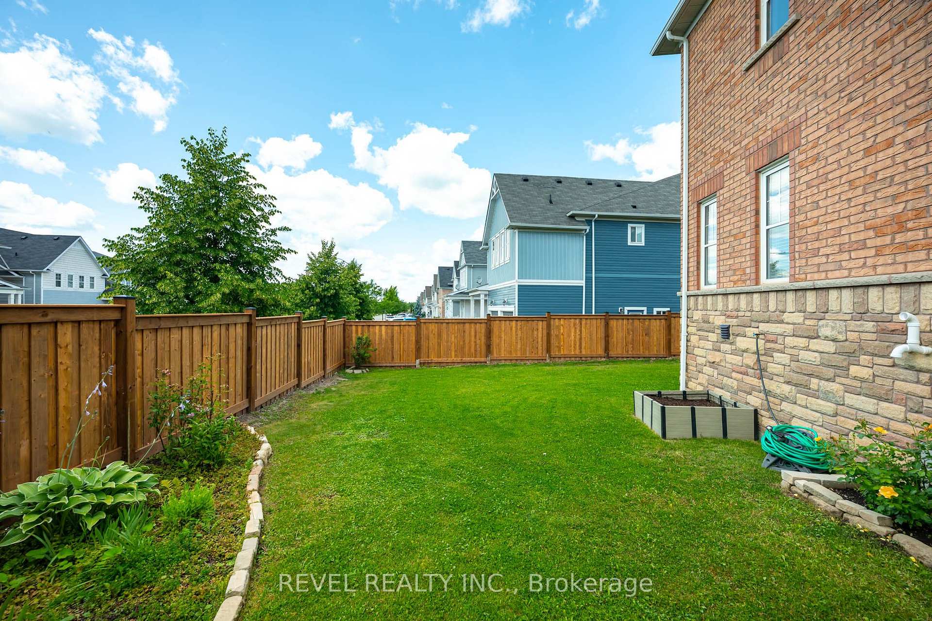 Photo 46 of 401 Tansley Street, Shelburne — HOMEH