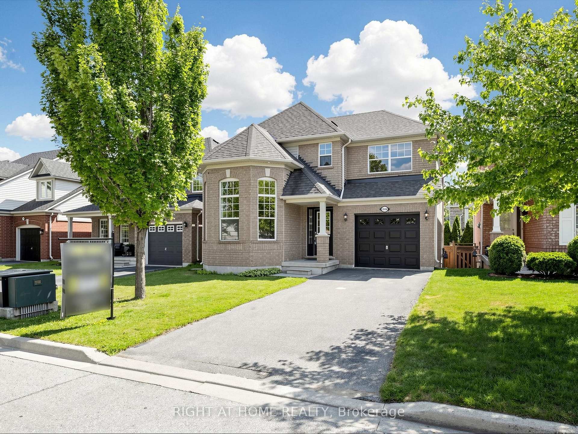 Photo 1 of 3114 Scotscraig Crescent, Oakville, Bronte Creek — HOMEH