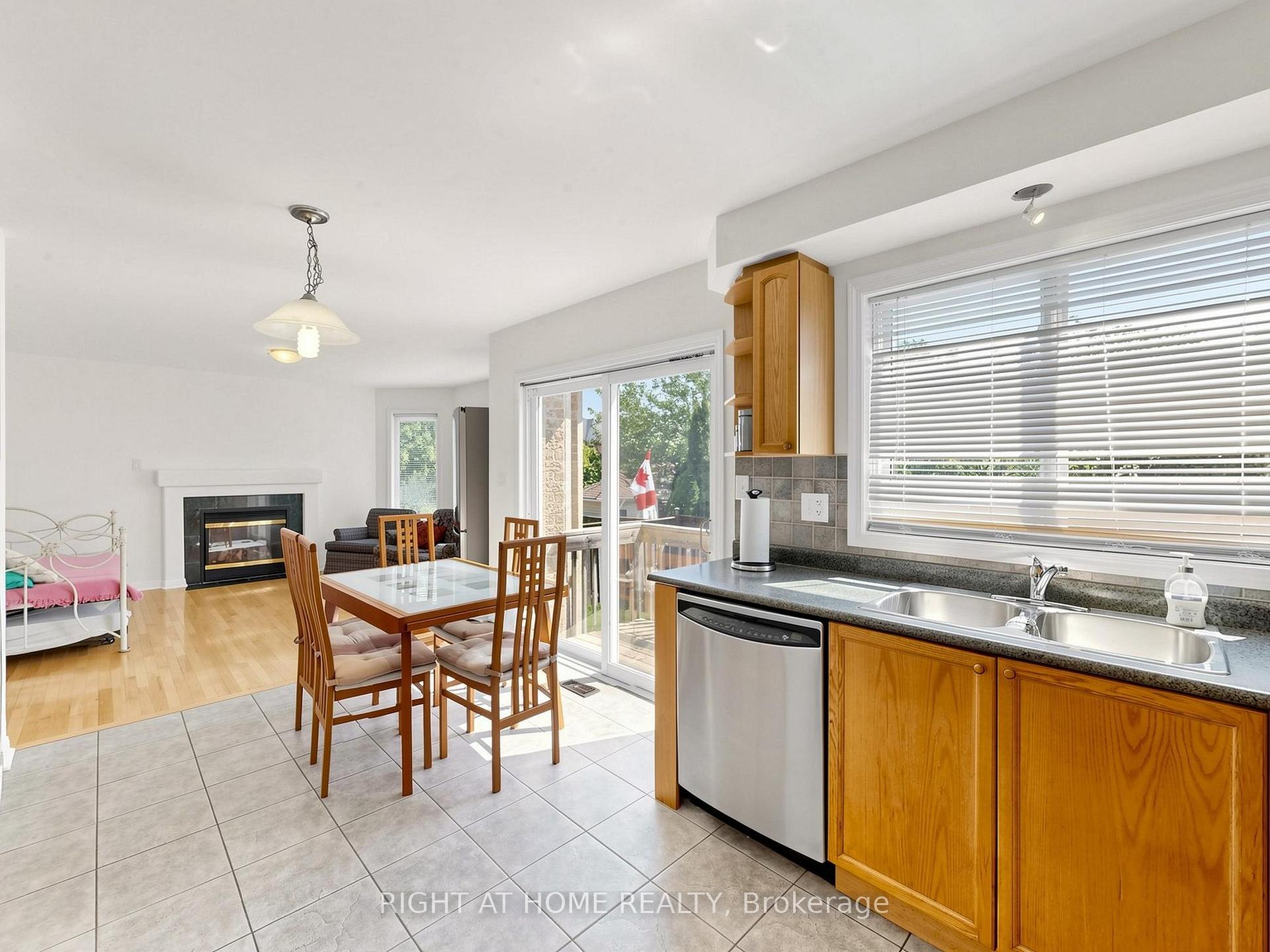 Photo 11 of 3114 Scotscraig Crescent, Oakville, Bronte Creek — HOMEH