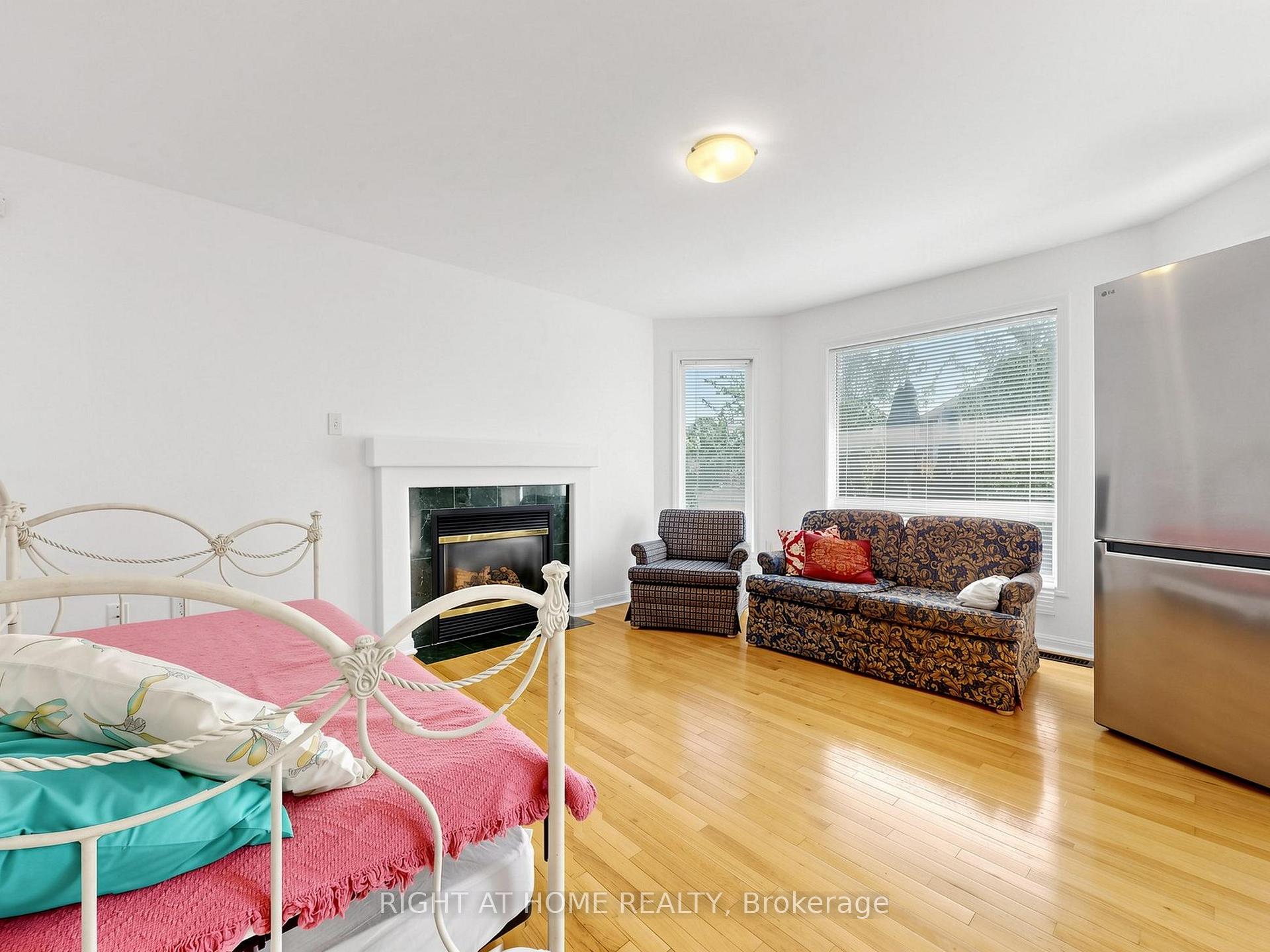 Photo 14 of 3114 Scotscraig Crescent, Oakville, Bronte Creek — HOMEH