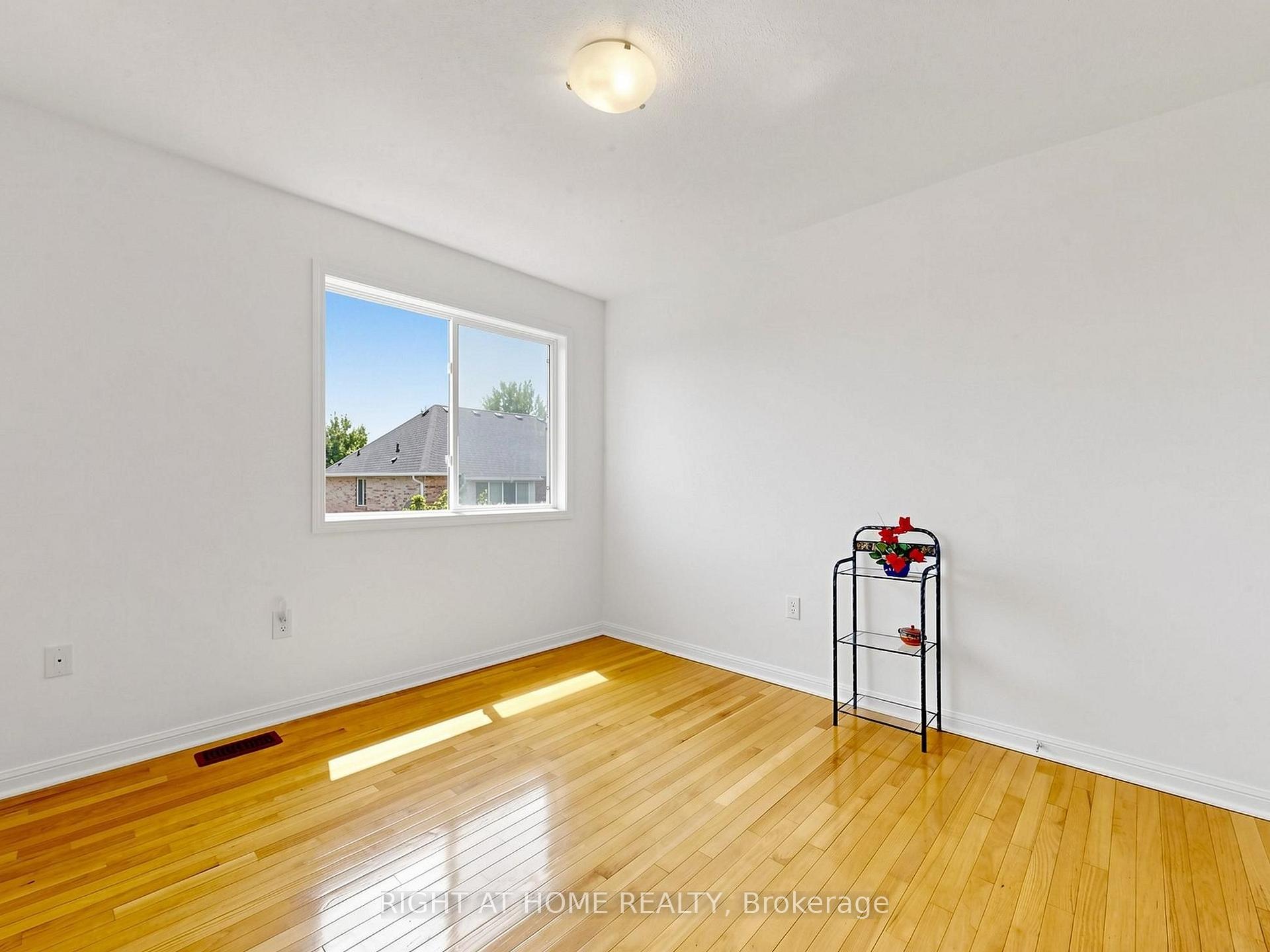 Photo 30 of 3114 Scotscraig Crescent, Oakville, Bronte Creek — HOMEH