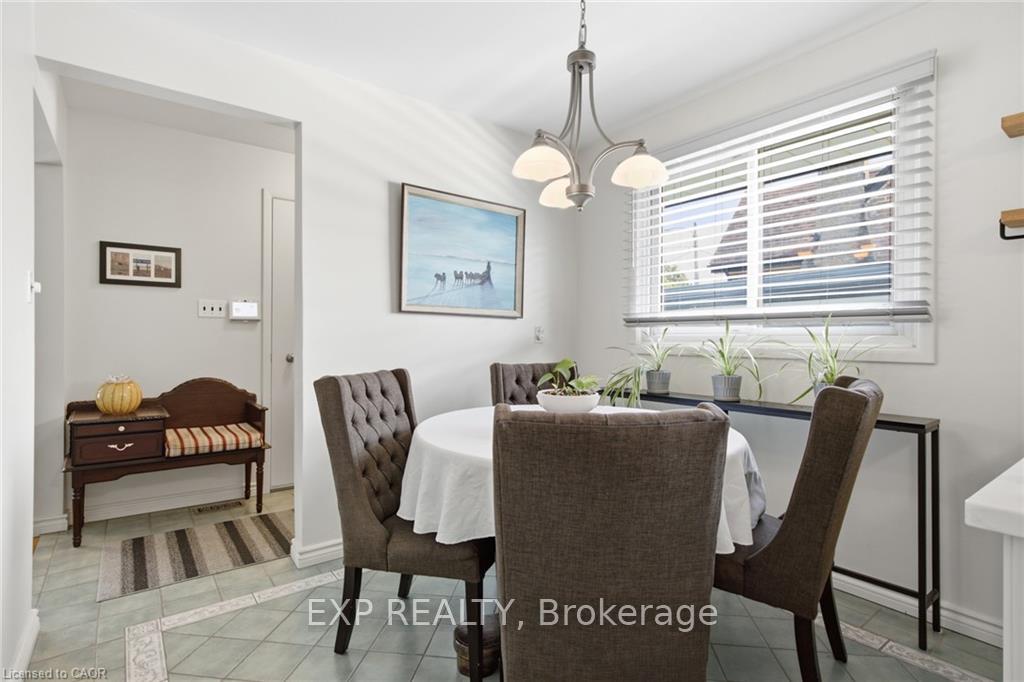 Photo 17 of 11 Summit Crescent, Guelph, Exhibition Park — HOMEH