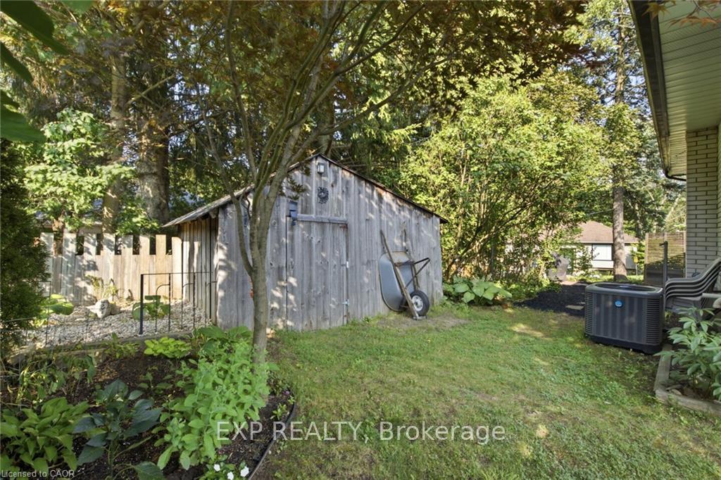 Photo 80 of 11 Summit Crescent, Guelph, Exhibition Park — HOMEH